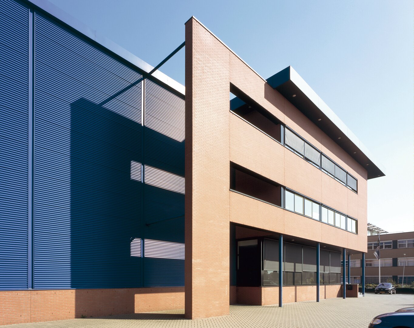 Used on the Colorcoat SDP 35 datasheet