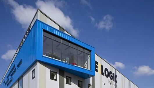 Distributiecentrum A15 image 1