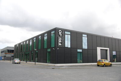 Colour: Kronos; System manufacturer: SAB-profiel bv