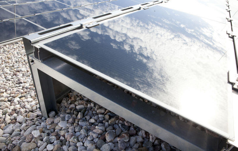 Outdoor application of MagiZinc Outdoor application of MagiZinc