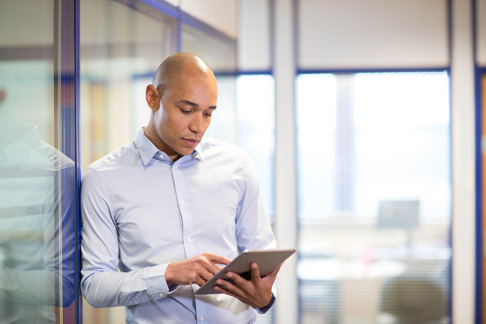 Person using Nexus platform 