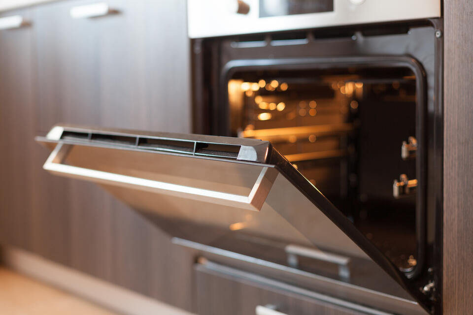 Steel for oven applications