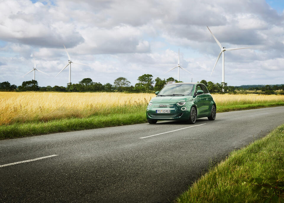 Sustainability Mini on road Sustainability Mini on road