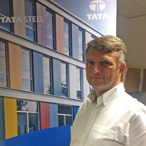 The building is clad with Trisomet® andTrimapanel® insulated panels with superdurable Colorcoat HPS200 Ultra® pre-finishedsteel used predominantly on the weather side.Tata Steel provided a tailored Platinum® Plussystem guarantee covering performance o