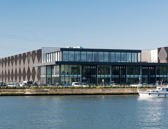 Antwerp Eastport 1 main