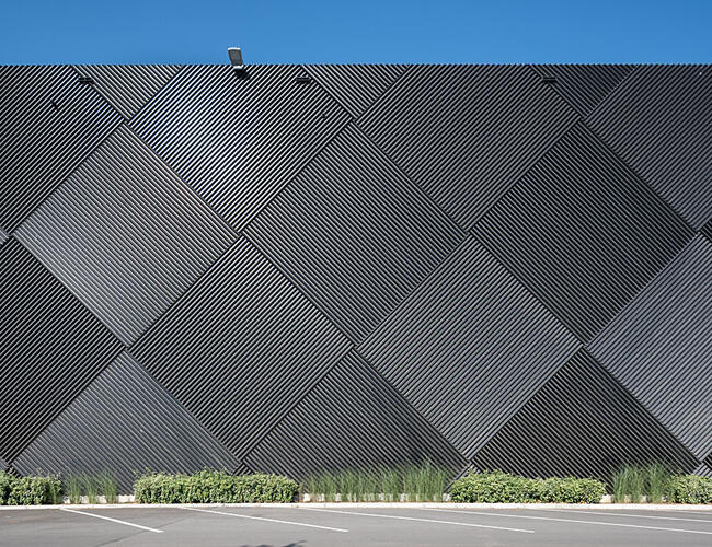 Antwerp Eastport 4 main