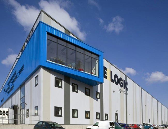 Distributiecentrum A15 image 1