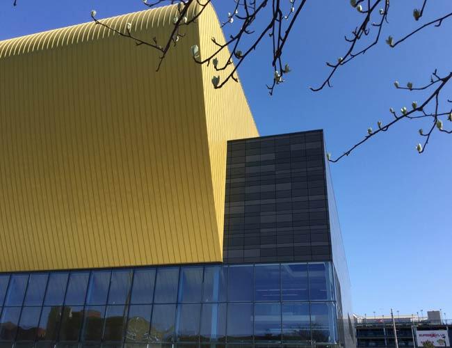 Hull Venue 16 
