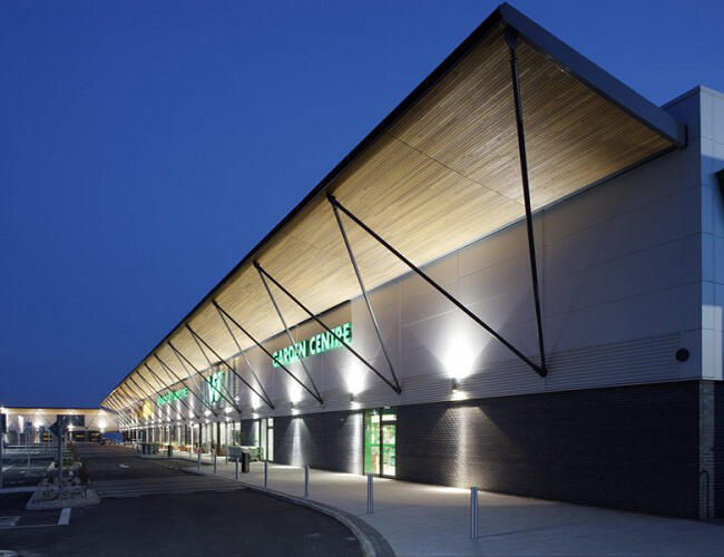 M1 Dundalk Retail Park image 3
