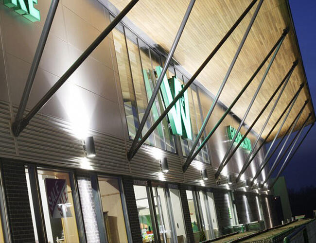 M1 Dundalk Retail Park image 4