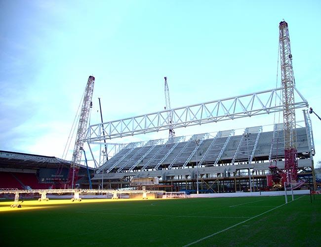Truss nearly lifted