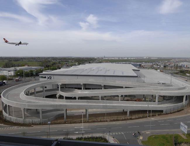 X2 Hatton Cross Centre image 5