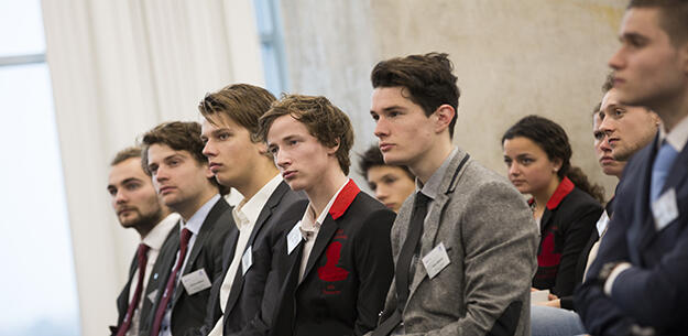  45B8369 kopie ren res