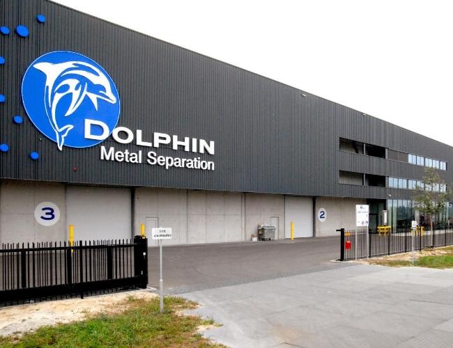 dolphin 4 main