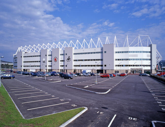 swansea liberty stadium2